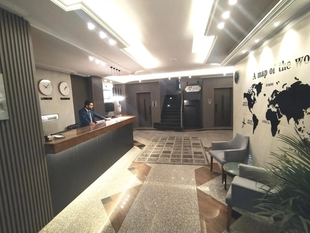 White House Suites