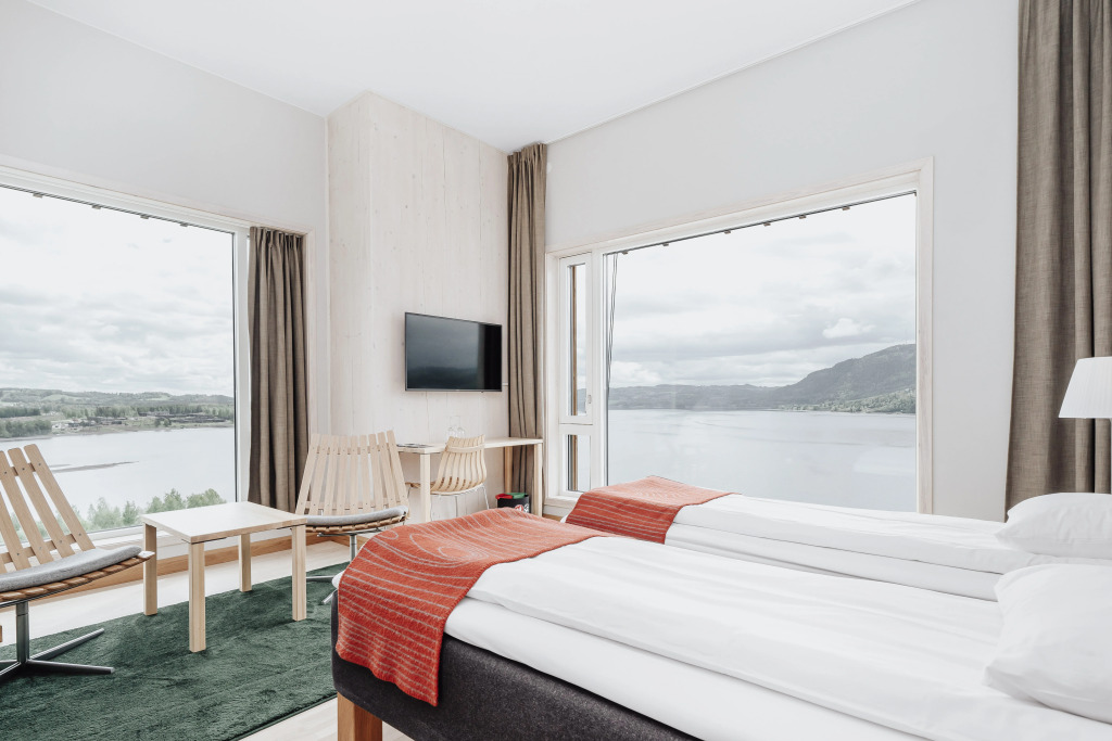 Wood Hotel by Frich's
