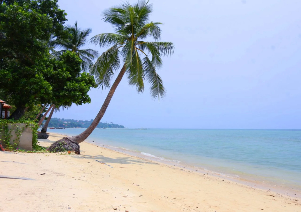 Pao Jin Poon Beach Front Villa