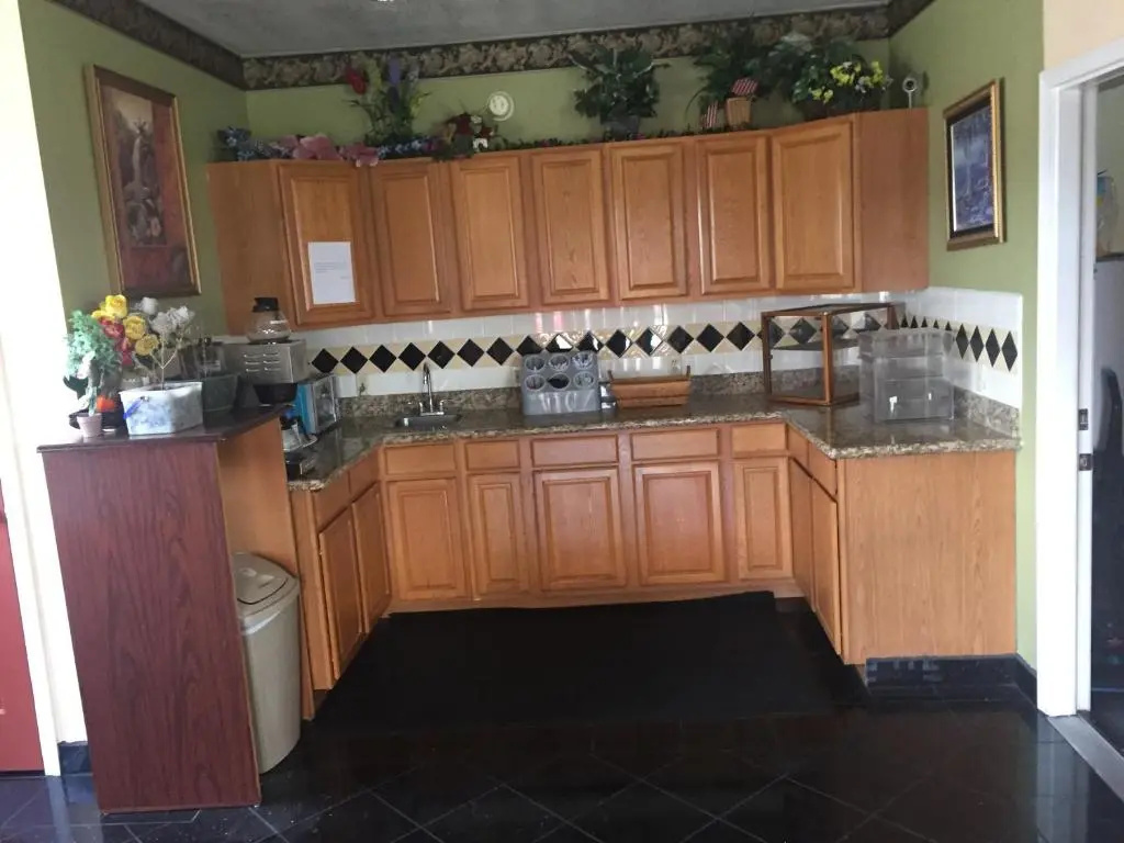 Apollo Lodge and RV Park