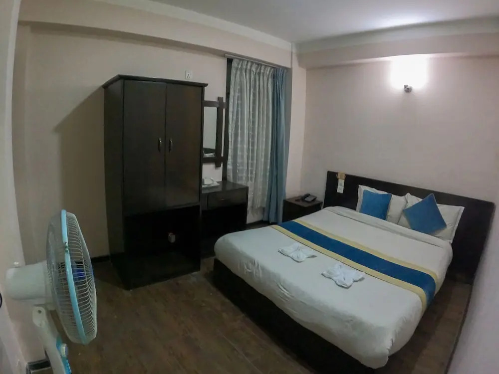 Hotel Royal Mantra