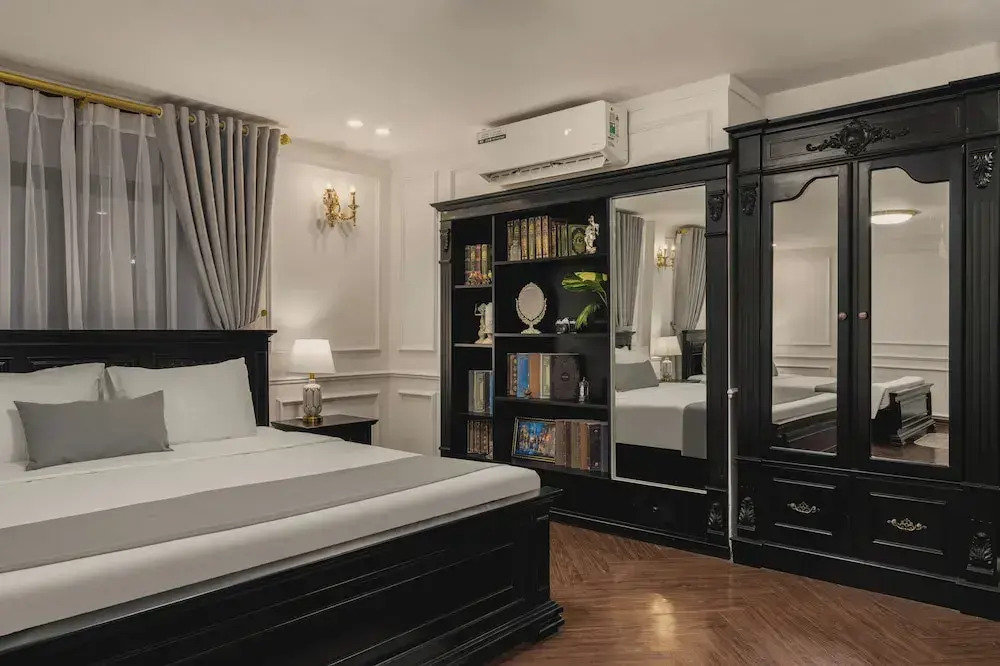 Vina Vintage Hotel
