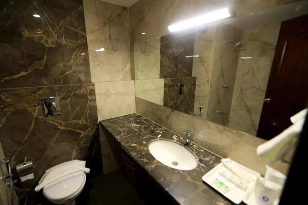Apricot Hotel Ahmedabad