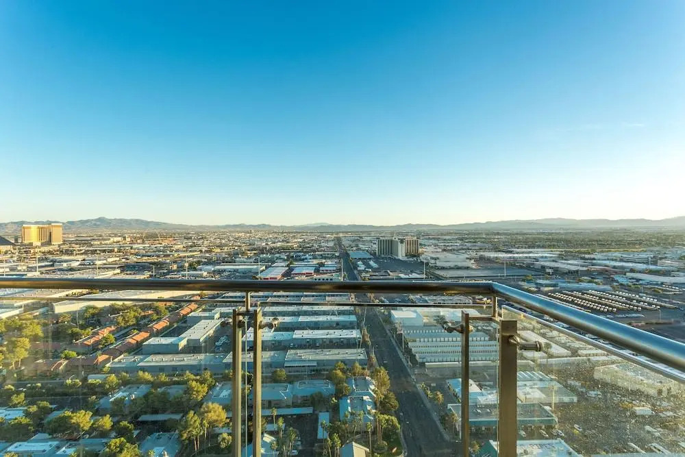 Palms Place Unit 35321