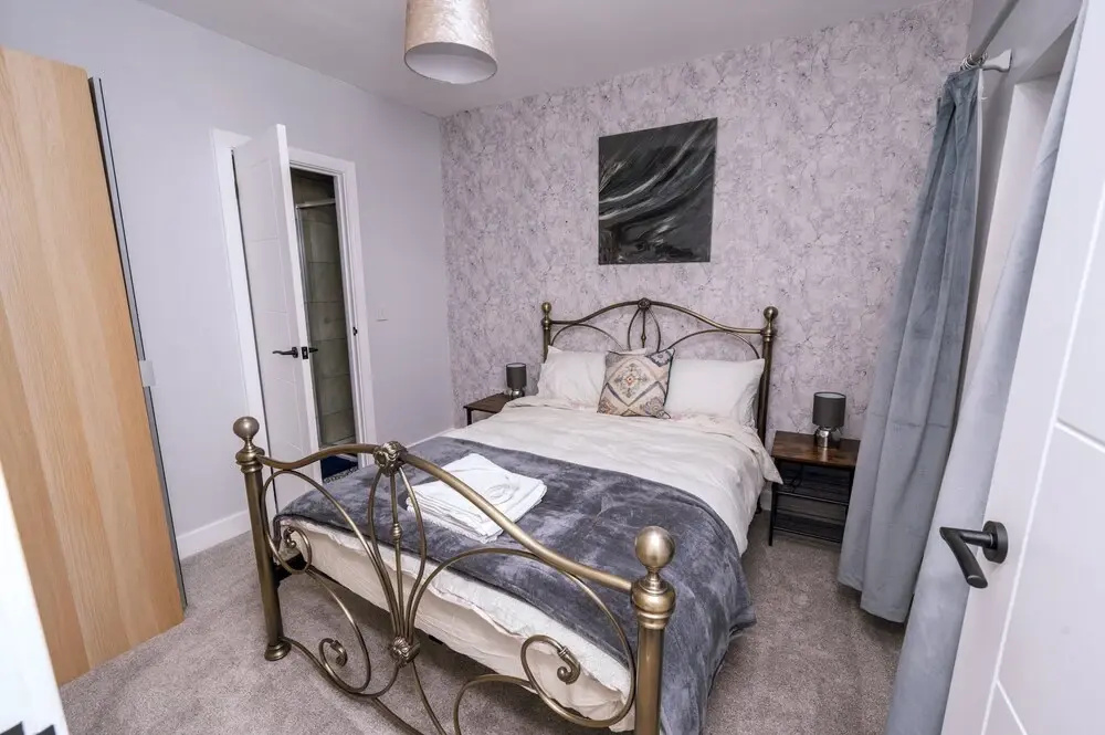 Inviting 2-bed House in Afan Forest Port Talbot
