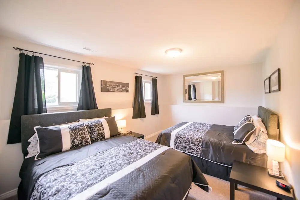Niagara Stone Retreat