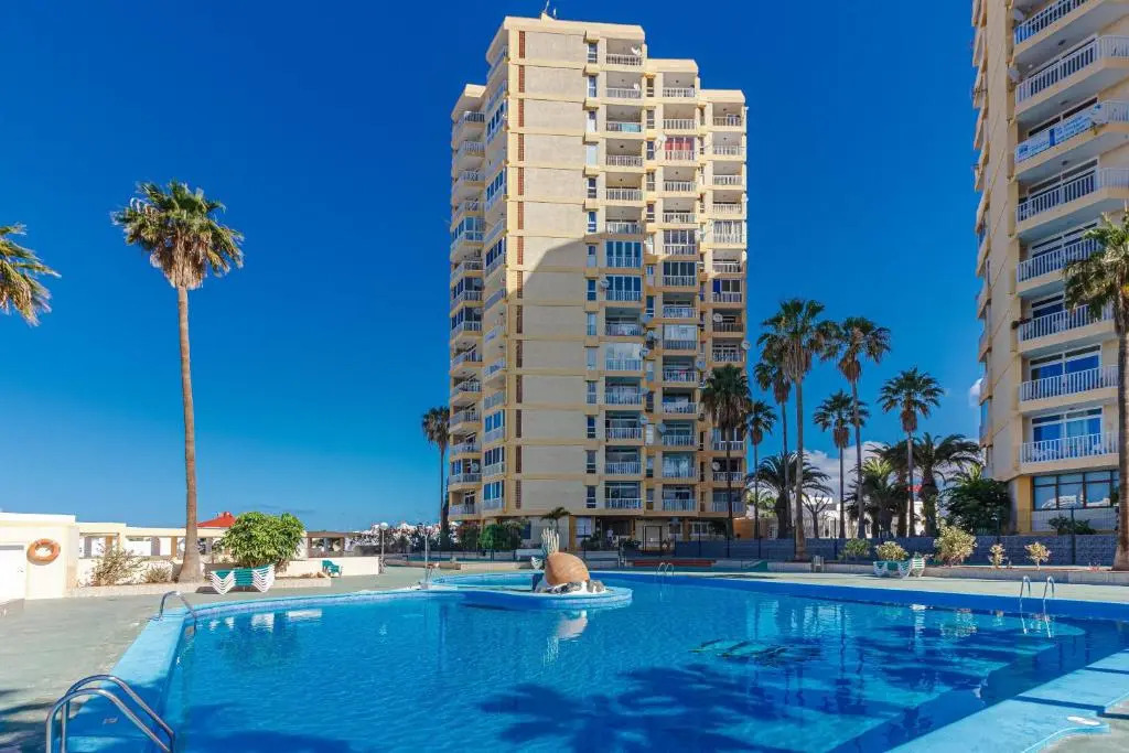 Las Americas Best! Torres de Yomely11
