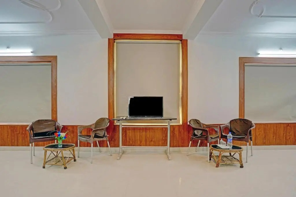 Hotel Chandralok