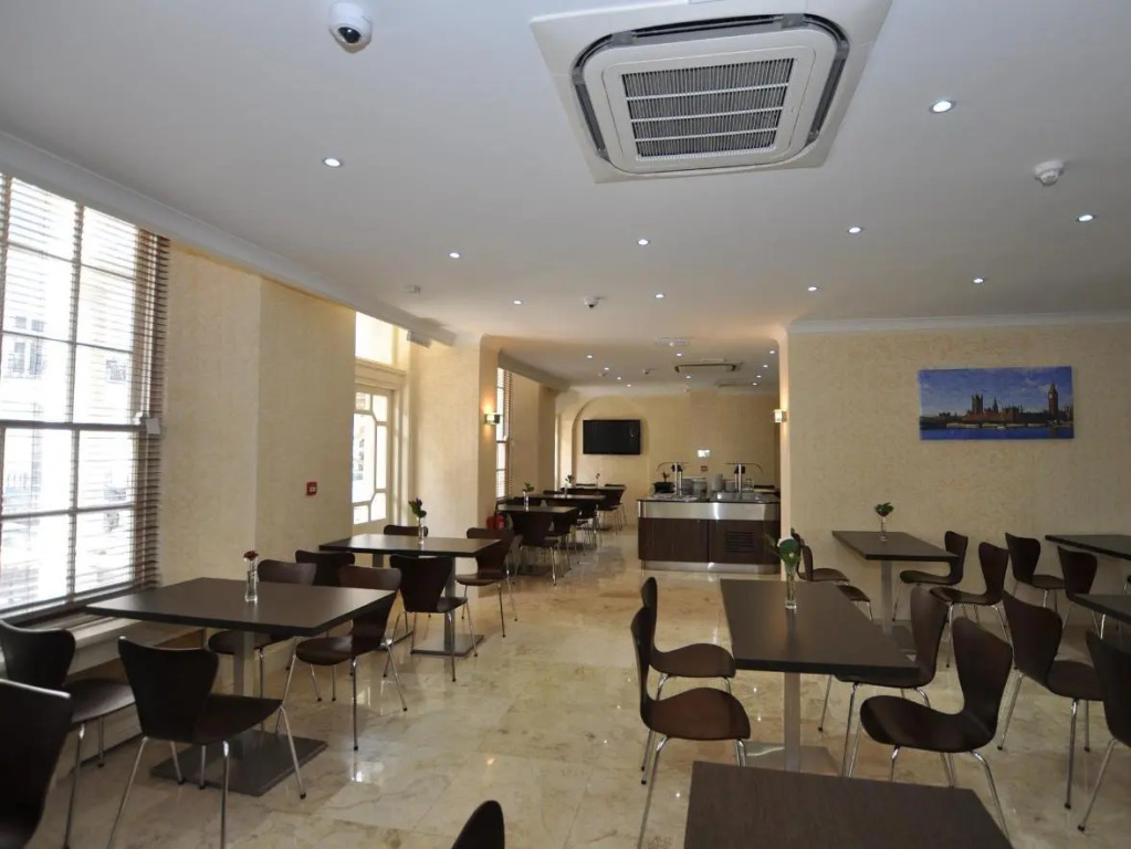 Queens Park Hotel