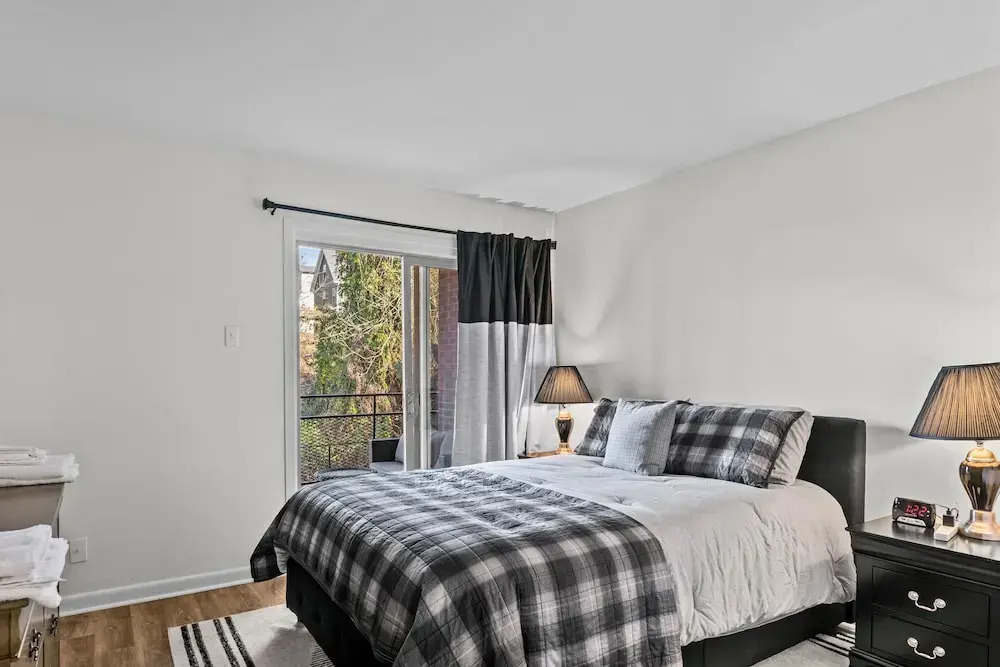 Classic City Getaway at Stadium Village