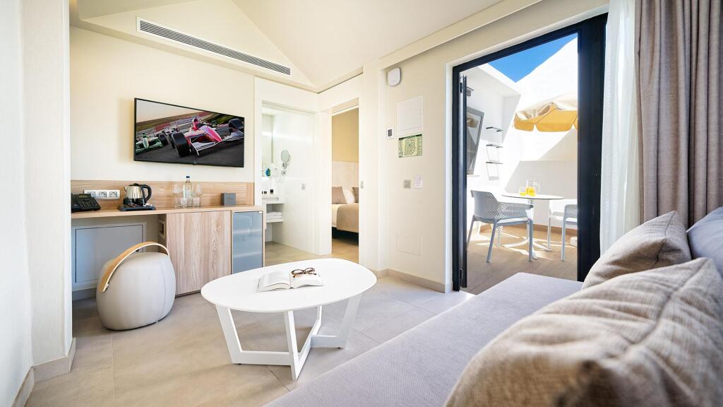 Отель Club Maspalomas Suites & Spa