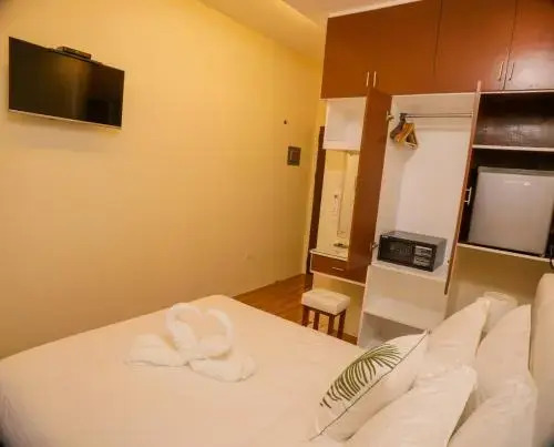 Amigos Dauin Hostel