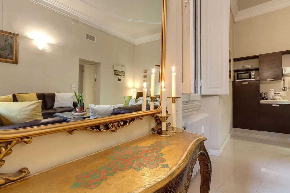 Accademia Suite in Prime Location