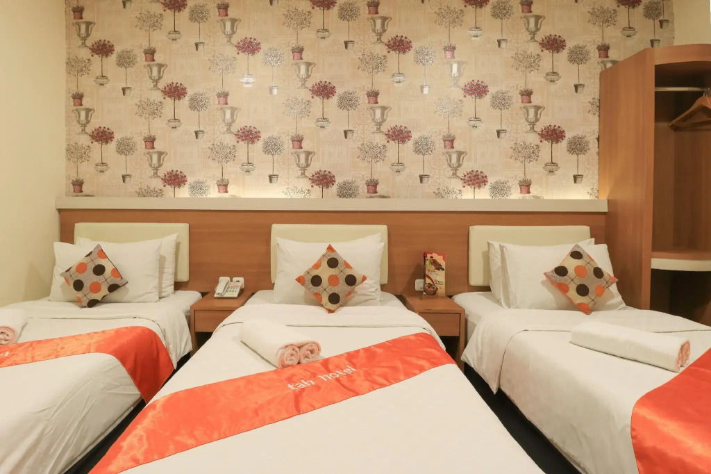 Tab Hotel