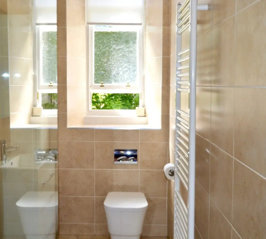 Traditional 2 Bedroom Edinburgh Apartment