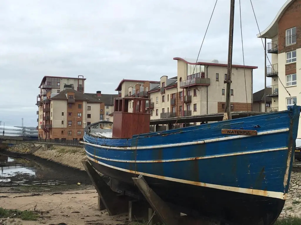 No.5 Ayr Beach - Coorie Doon