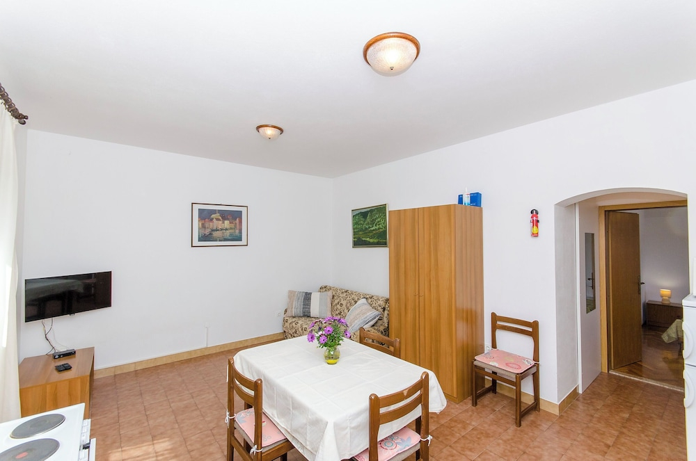Apartments Gogi