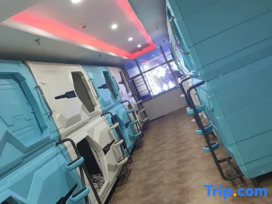 Youth Capsule Hostel