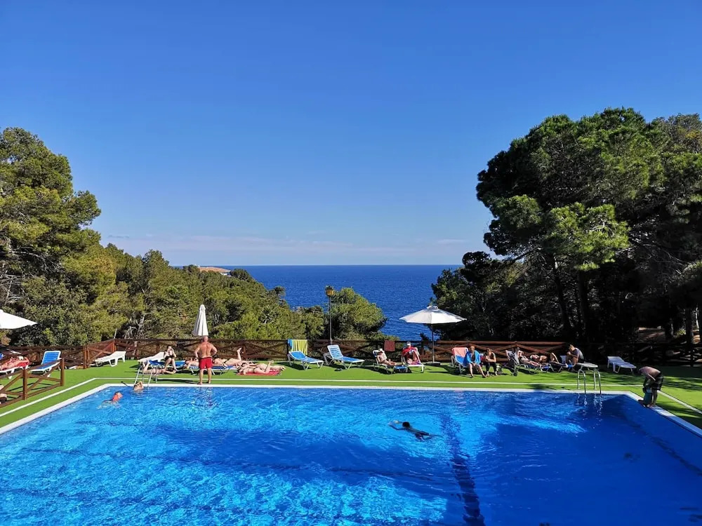 Apartamentos Cala Llevado
