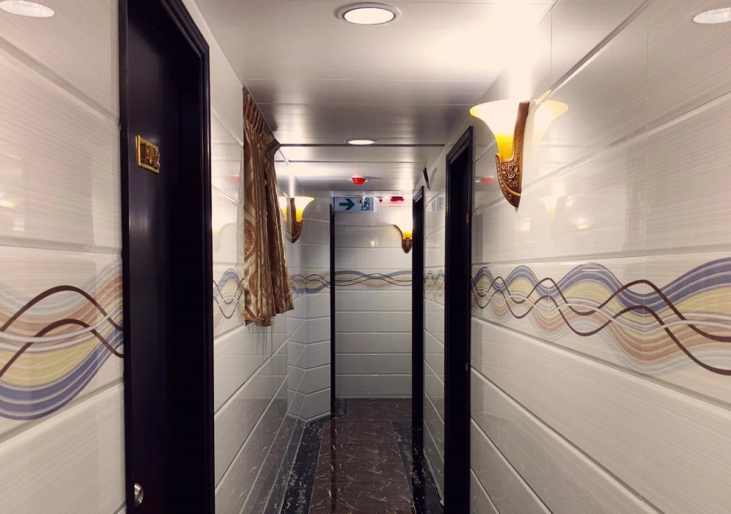 Germany Hostel Block D 24 HOUR RECEPTION 10TH FLOOR FLAT D8