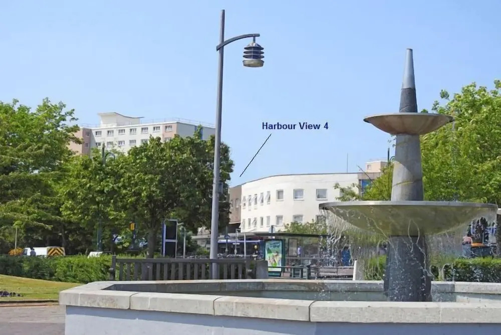 Harbour View 4