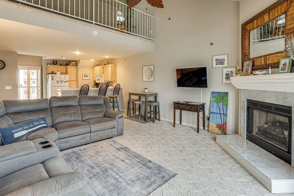 Ozark Condo W/community Pool & Beach Access