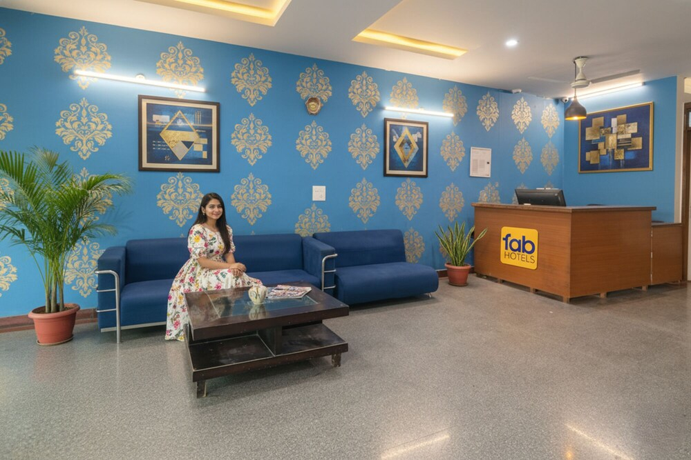 FabHotel Vagmi- 900m from Sikanderpur Metro Station Gurgaon