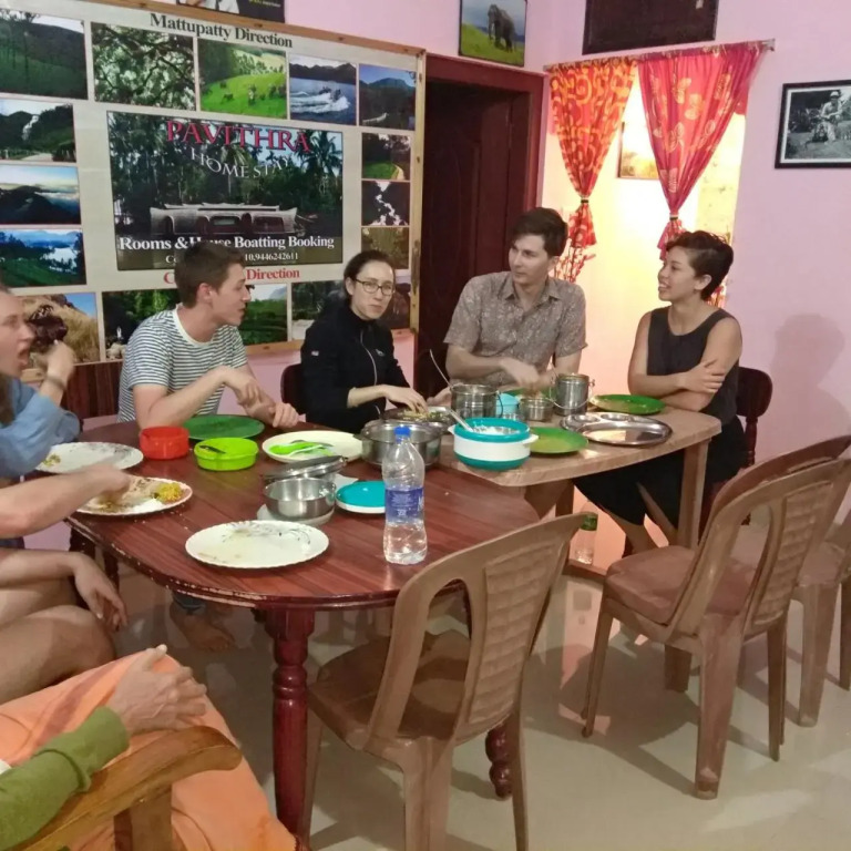 Pavithra Riverview Homestay