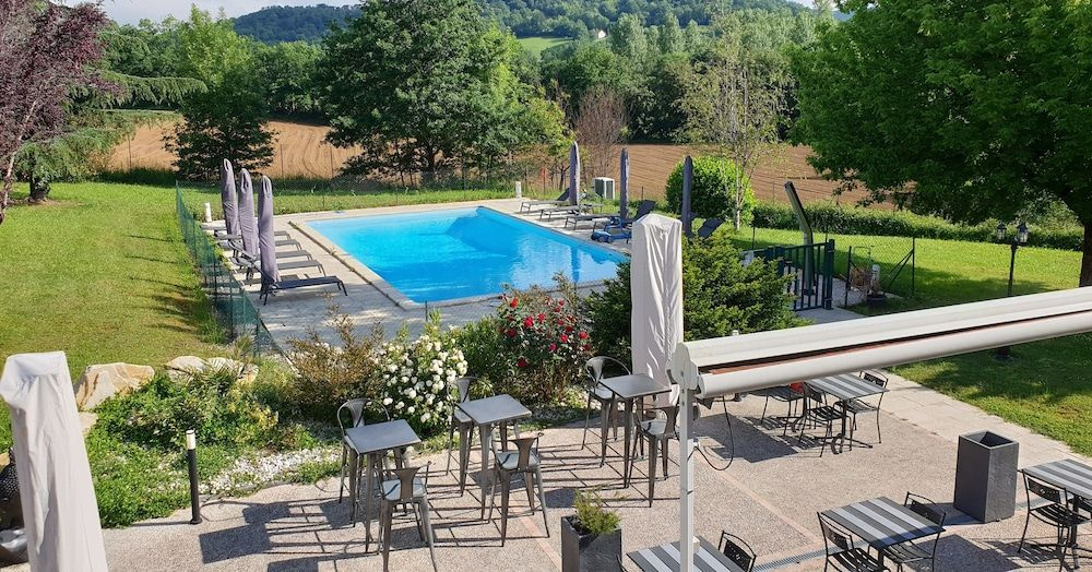 Logis Hôtel Auberge de Cartassac