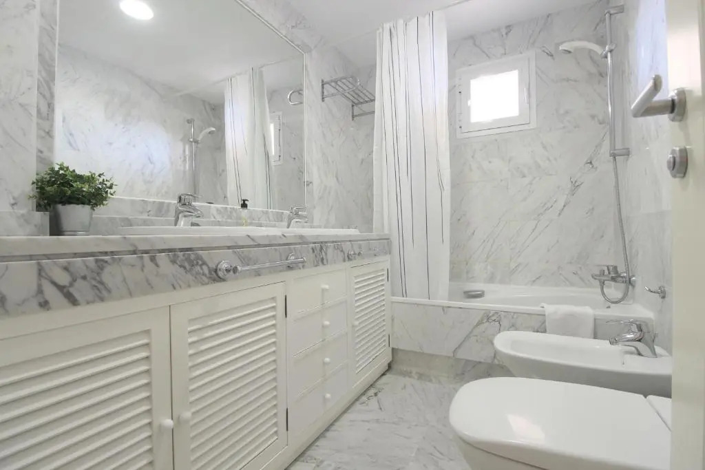Bahia de Marbella Luxury Apartment