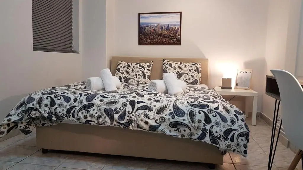 Palette Apartment Chocolate - Athens Center, 6 Bd, 3 Bath