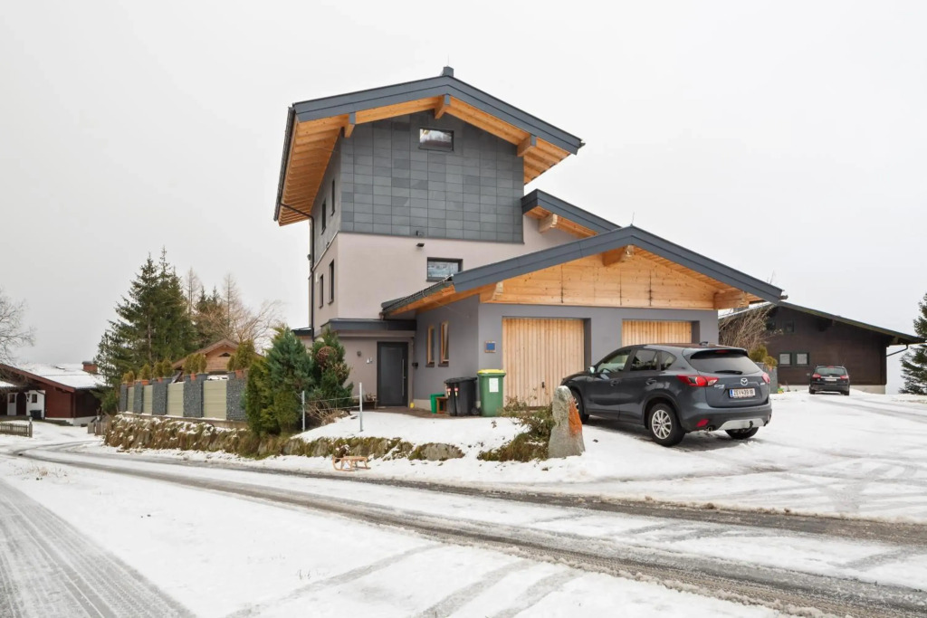 Ski in - Ski out Panoramaferienhaus Breitmoos neben Mittelstation