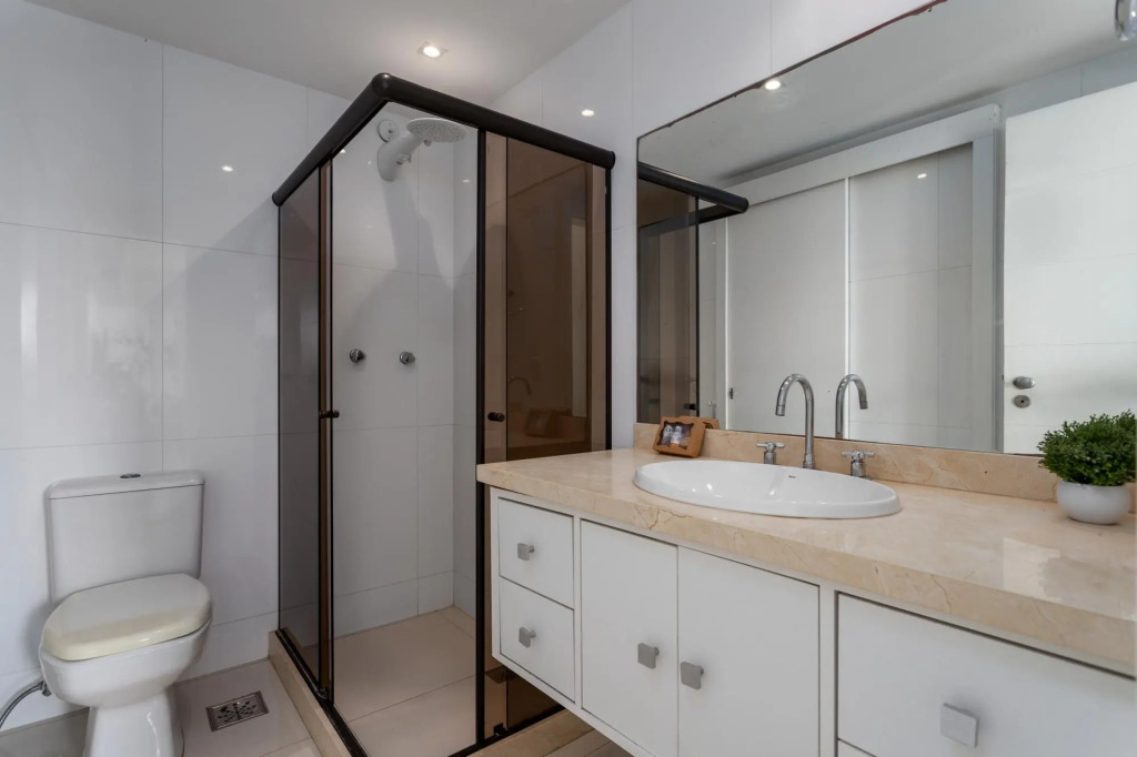 Pineapples LC2207 | Coverage in Barra da Tijuca