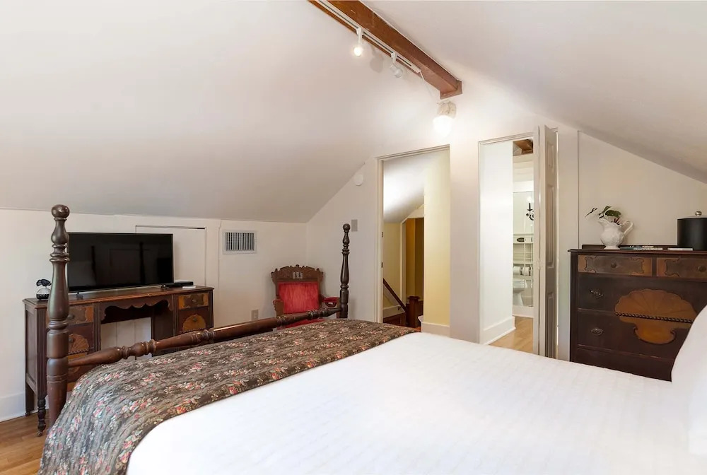 Oaklea Mansion Bed and Breakfast