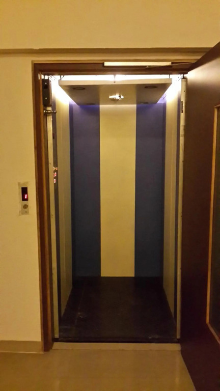 Samrat Hotel