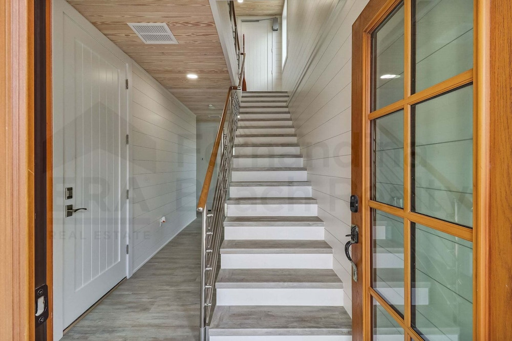 226 South Fletcher 2nd Floor