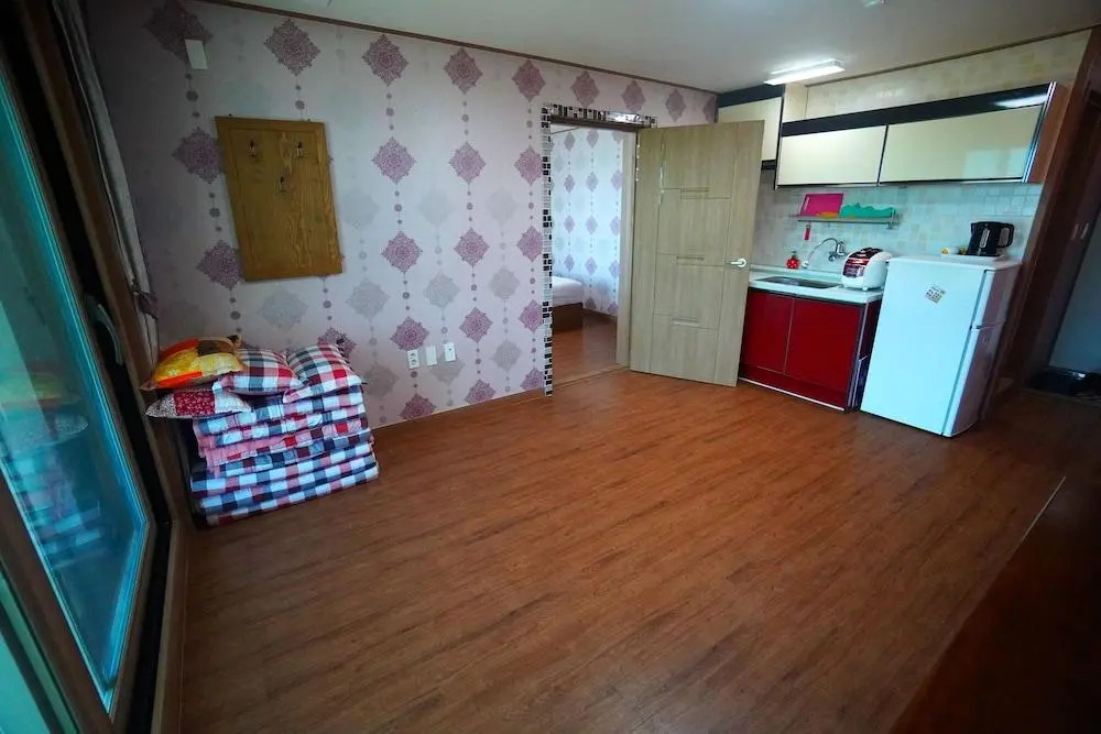 Amor House
