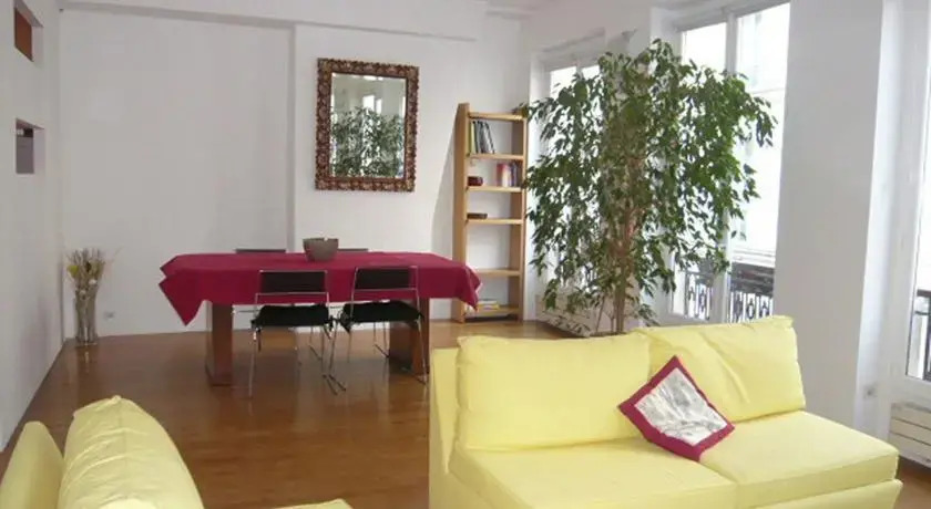 Parisian Home - Montorgueil