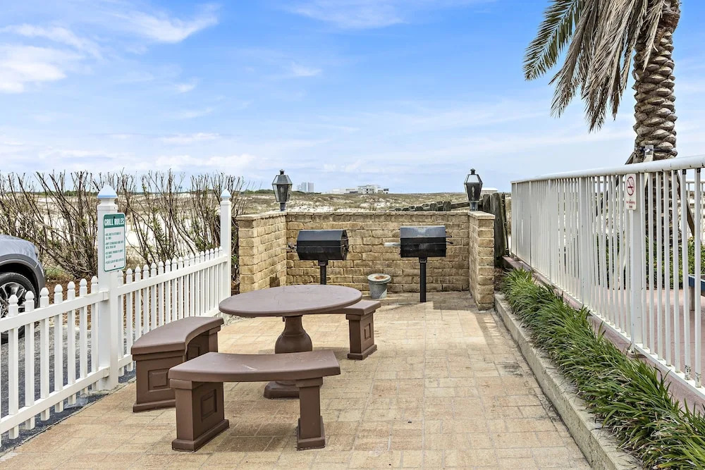 Royal Palms 1203