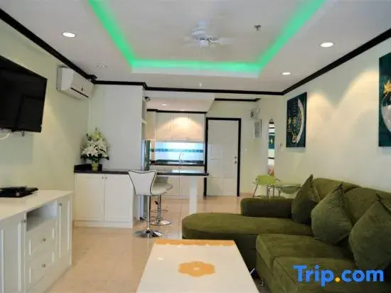 Jomtien beach condominium A2 with stylish European style kitchen
