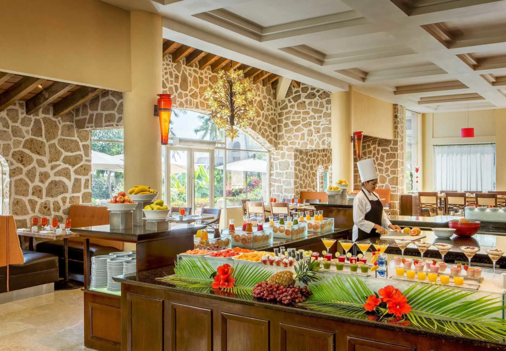 Marriott Puerto Vallarta Resort & Spa