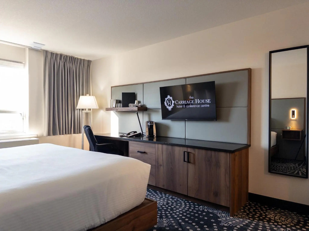 Carriage House Hotel and Conference Centre