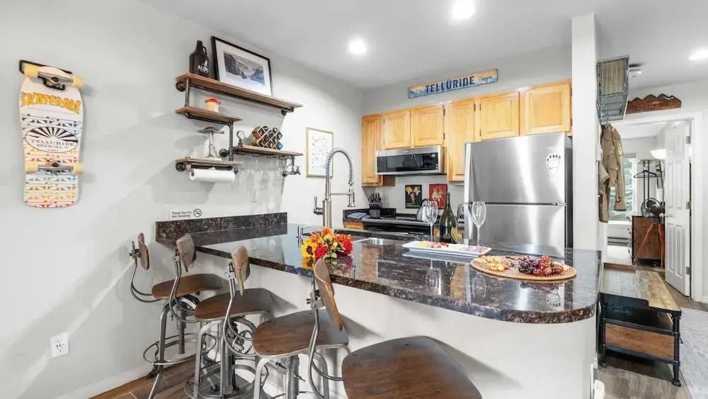 Etta Place 6 by AvantStay | Ski In/ Ski Out Unit!
