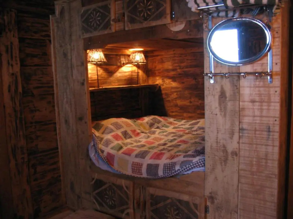 Warm and Stylish Boutique Lodge LEtoile de Savoie