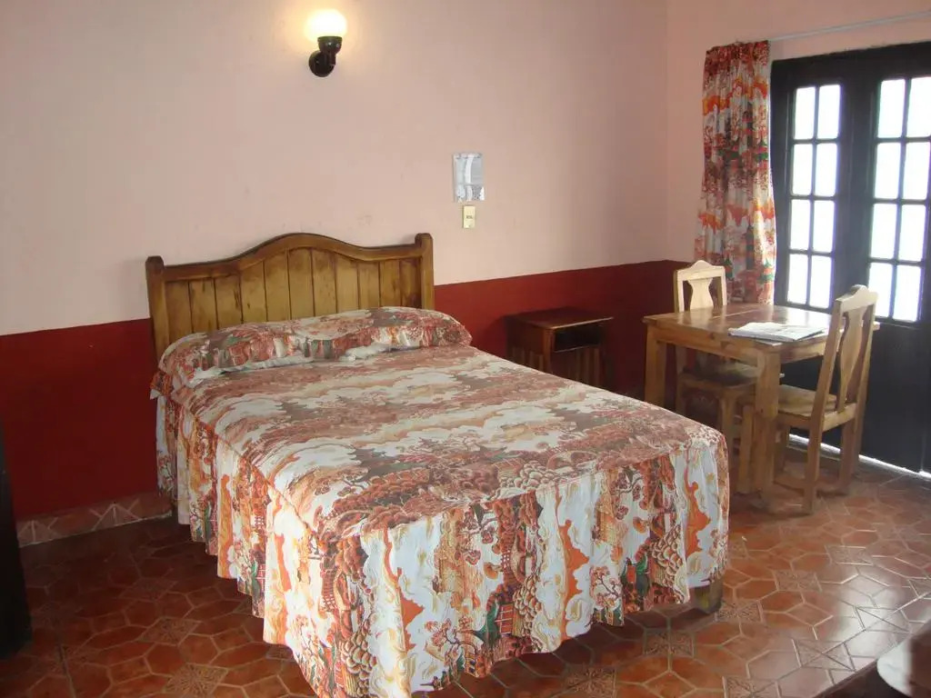 Hotel Virreyes