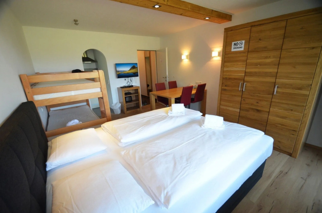 Deluxe Studio Kaprun by All in One Apartments