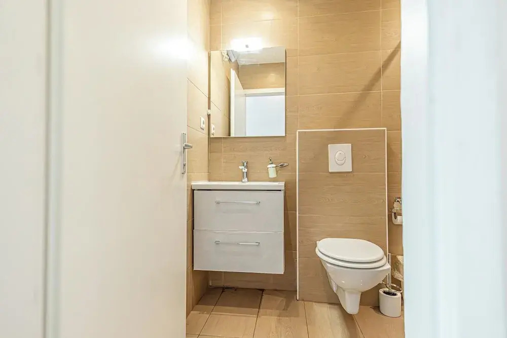 Affordable Stay Near Wiener Stadthalle