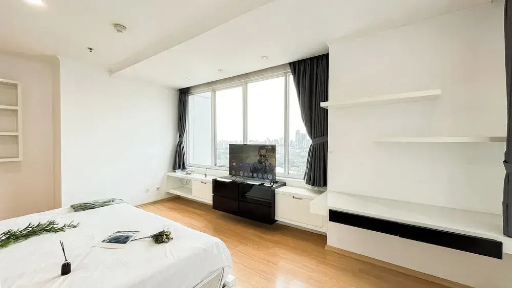 Spacious Luxury 2Br Apartment With Extra Room At Fx Residence