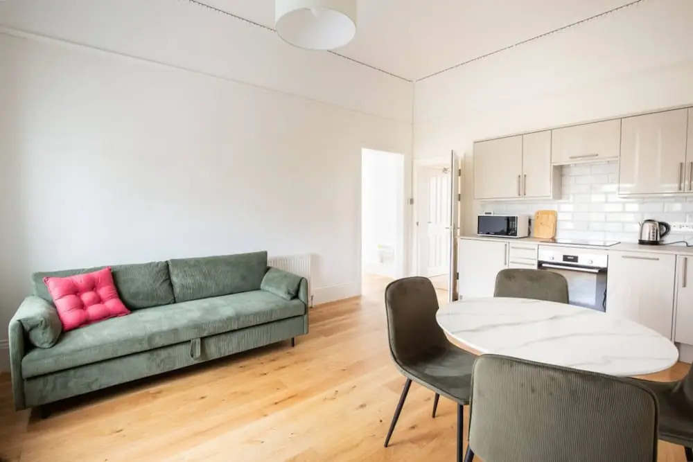 Charming 2BR Sanctuary St Leonards on Sea - Flat 4