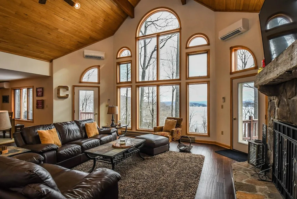 Mountain Majesty 4 Bedroom House